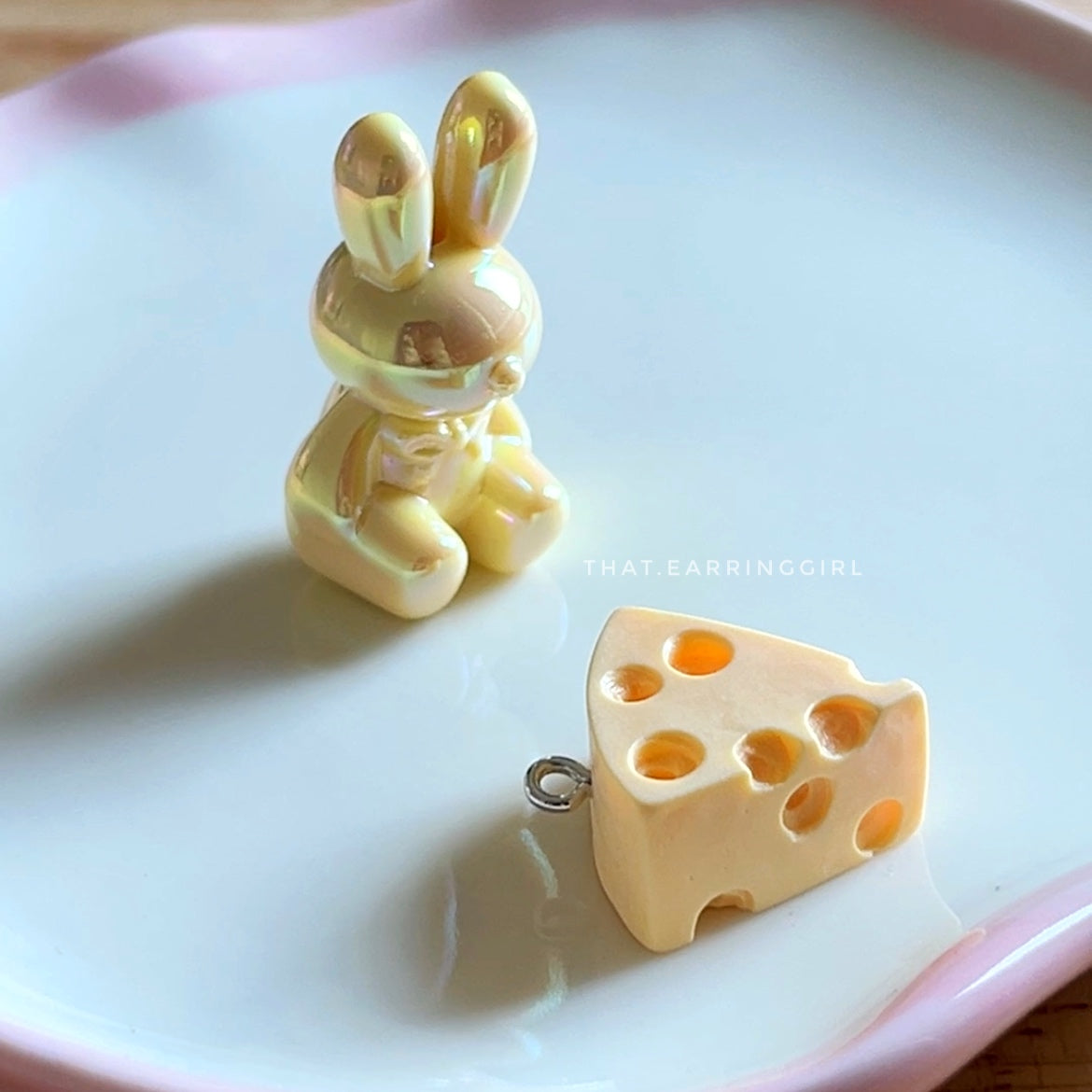 Honeybun Dreams - Handmade Necklace