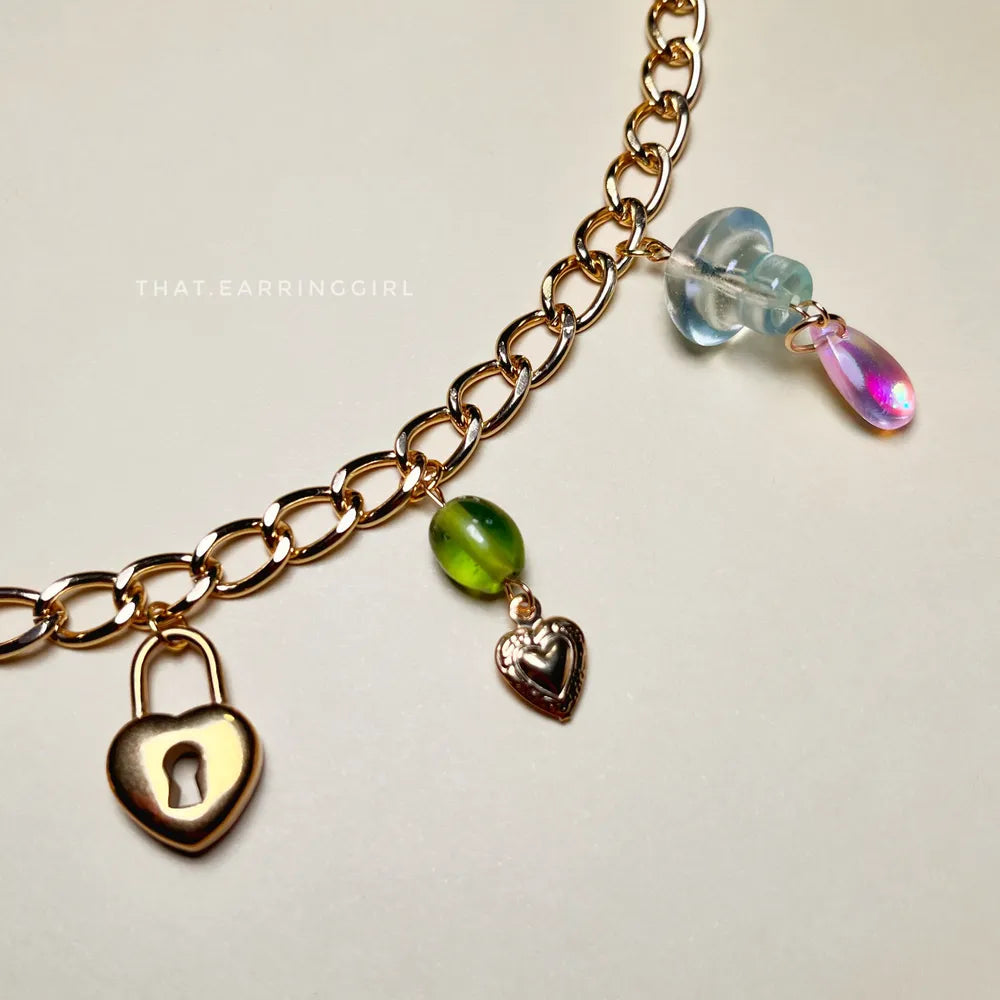 Honeybun Dreams - Handmade Necklace